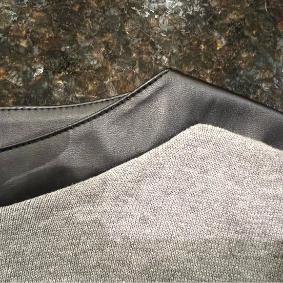 Jeanne Pierre Grey Knit Sweater Dress/Tunic w/Faux Leather Accents - Picture 5 of 12